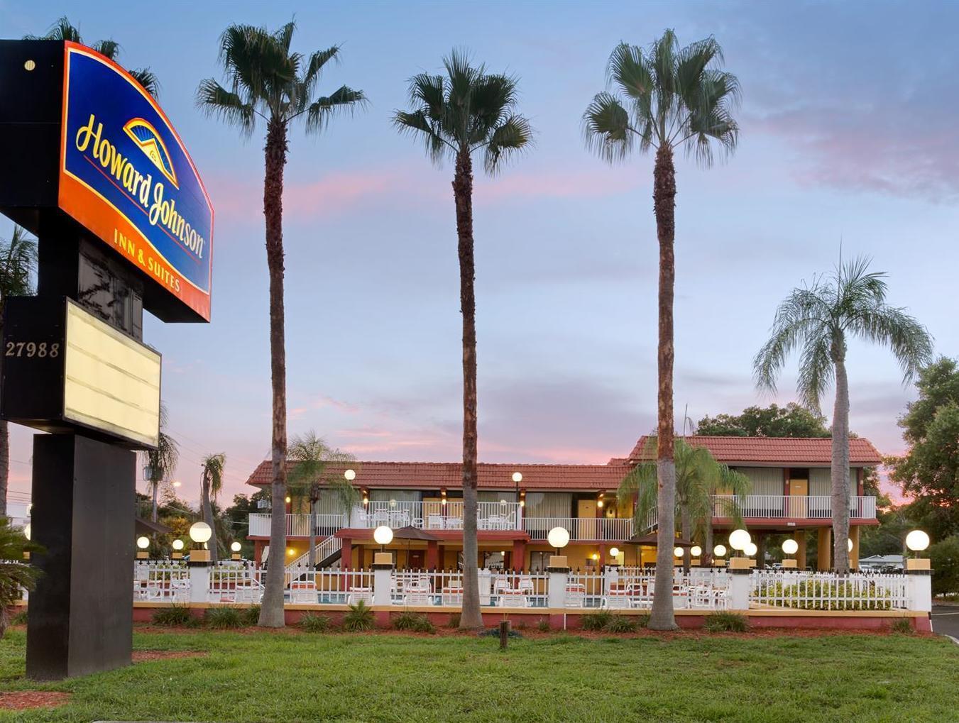 Howard Johnson By Wyndham Clearwater - Dunedin Экстерьер фото