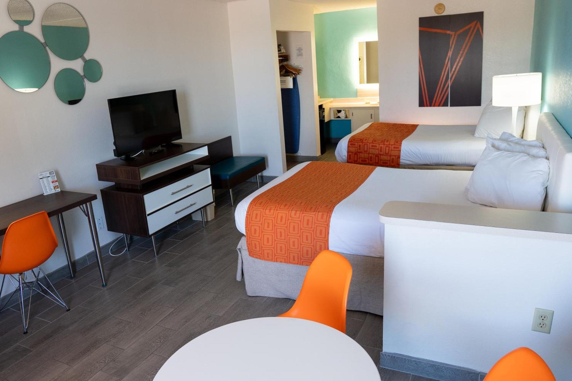Howard Johnson By Wyndham Clearwater - Dunedin Экстерьер фото