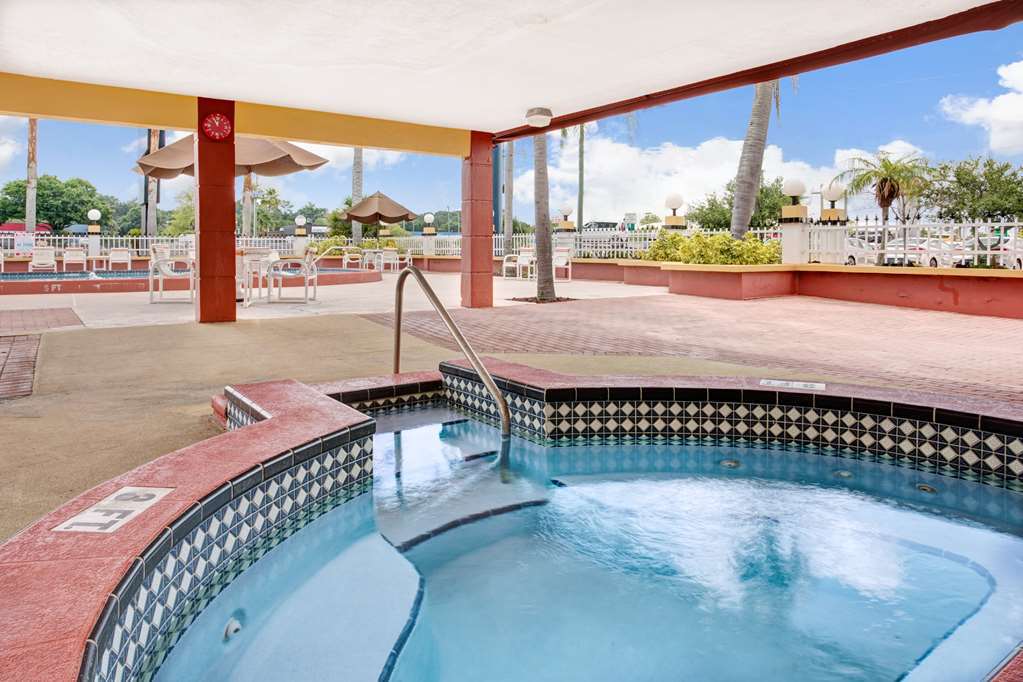 Howard Johnson By Wyndham Clearwater - Dunedin Удобства фото